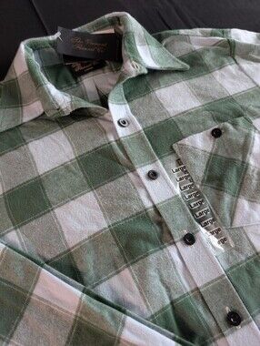 New Vermont Flannel Company Green Plaid Long Sleeve Button Up Large